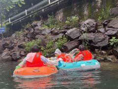 -安吉龙王山峡谷漂流