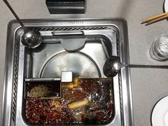 牛肉麻辣火锅+清水锅-海底捞火锅(方圆荟店)