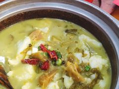 -周鱼小馆石锅酸菜鱼(活力汇店)