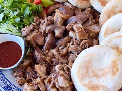 -北京龙庆四季香农家饭庄·灶台鱼·碳烤虹鳟鱼(龙庆峡店)