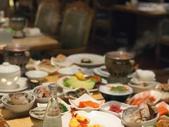 -雍和会海鲜姿造自助(湖东路店)
