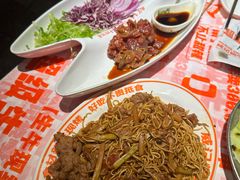 -威记烧嘢·南宁烧烤·超级生牛(绿地店)