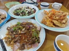 -鹤乡东北菜(崮山路店)
