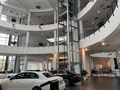 -奔驰北京极光星徽(四元桥店)