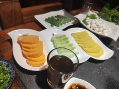 -大匠工房古船木艺术餐厅·猪肚鸡专门店(长白仙岛店)