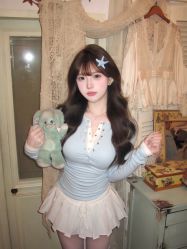 -米兮美学换装自拍馆