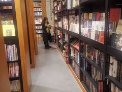 -西西弗书店&矢量咖啡(凯德晶萃广场店)
