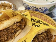 -穆得·老周家牛肉烧饼(普利街店)