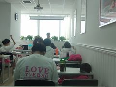 -爱月宝月嫂·育儿嫂