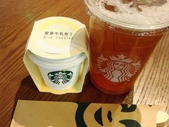 -星巴克(上海长宁来福士1F店)