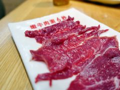 现切鲜嫩牛肉-为什么牛潮汕牛肉火锅(万胜广场店)
