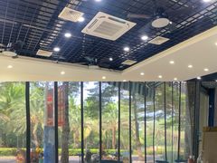 大堂-老何家后安粉·糟粕醋海鲜火锅(三亚湾椰梦长廊店)
