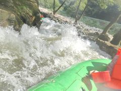 -雅鲁激流探险漂流