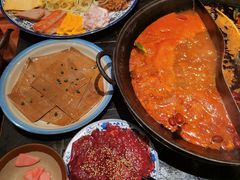 -周小明火锅(黑金冠社区店)