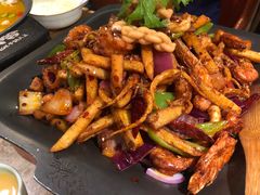 -炭舍干锅·烤鱼(扬名广场店)