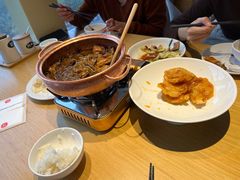 -关东小磨东北菜(上海长风大悦城店)