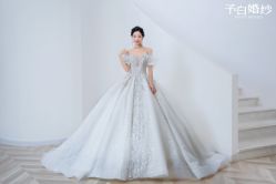 -予白婚纱礼服馆
