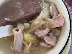 -卢六川汤肉(南方花园店)