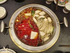 -沸炉重庆老火锅(军事博物馆店)