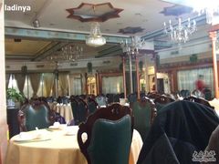 大堂-巴扎美食·新疆菜·西域歌舞表演餐厅(新疆大厦店)