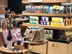 -星巴克臻选(国贸商城首店)