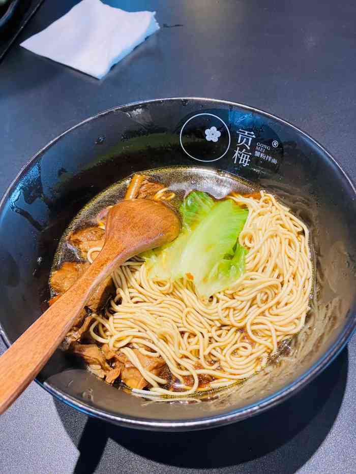 贡梅·蟹粉拌面(青果巷店)-"价格蛮贵的～味道也还可以,最好的就是面