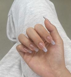 -悦指间美甲美睫