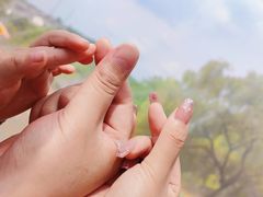 -雪山彩虹谷景区