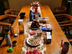 -小草屋轰趴馆别墅派对新场团建家庭聚会