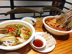 -嘉州叶婆婆钵钵鸡(建设路店)