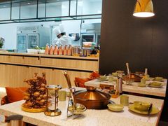 大堂-椰子营·椰子鸡火锅(万象里店)
