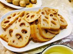 只想吃藕-辣螃铠盆盆蟹大排档(总店)