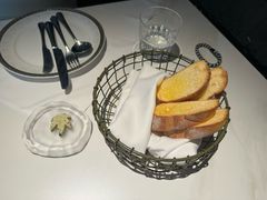 -Mogul Eatery·大亨餐酒馆