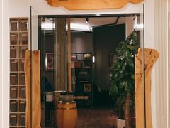 门面-青山上品咖啡·日式法兰绒手冲(高岛屋百货店)