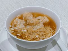 鲜虾云吞面-御宝轩(益丰·外滩源店)