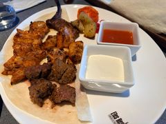 -Efes Turkish & Mediterranean Cuisine 艾菲斯餐厅(陆家嘴店)