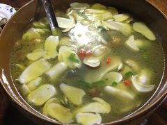 松茸鸡汤-龙姐私房菜(和顺古镇店)