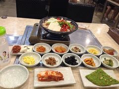 13道小菜-金顺韩式烤肉·网红烤肉店(广利路店)