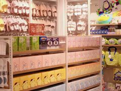 -名创优品(山东青岛华润万象城店)