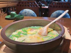 -花菇朵·云山雀 ll 野生菌锅·野果酸汤·精品滇菜(万柳店)