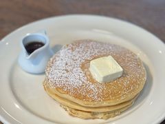 -ROAST coffee & eatery