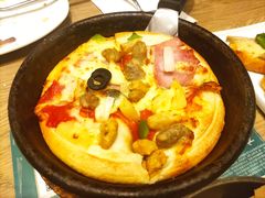 意式飘香肉丸比萨-必胜客(新中纬店)