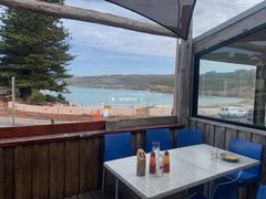 -12 Rocks Beach Bar Cafe