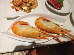 -雍容荟帝王蟹活龙虾展台自助(IFS黑金店)