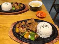 单点铁板香辣鸡-半亩良田排骨米饭(西城红场店)