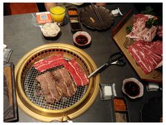 -铭牛烧肉·和牛海鲜自助(高新月牙湖店)