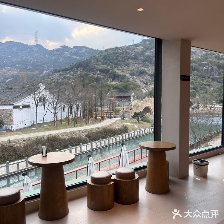 温州周末好去处📍龙湾瑶溪钟秀园山下咖啡