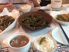 -丹江口渔村·湘味厨房(桃园店)