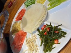 -野山舂·贵州现舂酸汤牛肉(鸿通城店)