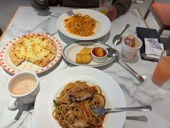 -菲滋意式餐厅(海宁银泰城店)